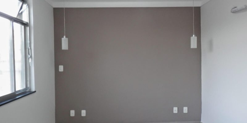 Aplicação de Massa Corrida