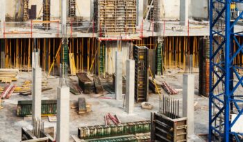 Uso de Materiais Avançados na Construção: Aplicações na Engenharia Civil